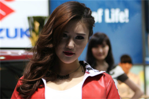 The Shanghai Backyard Garden in the Landscape Painting： Enchanting and Mysterious